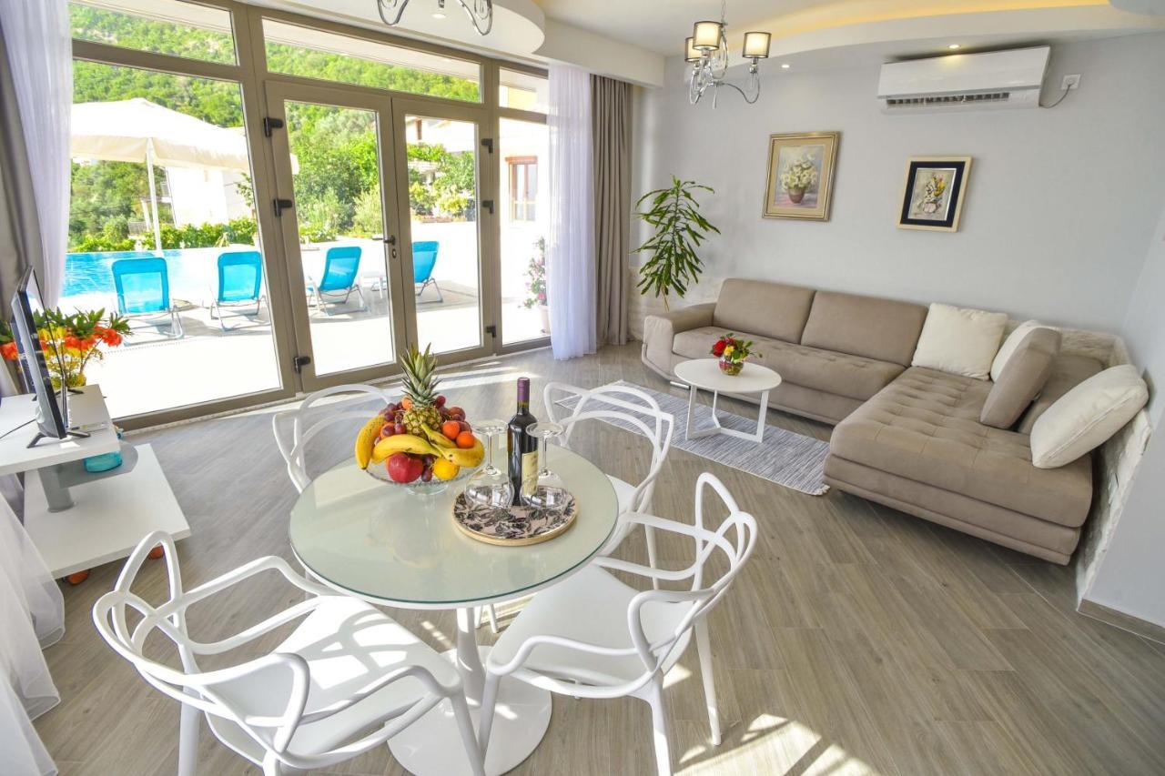 Verbalj Apartment With Swimming Pool Kotor Exterior foto